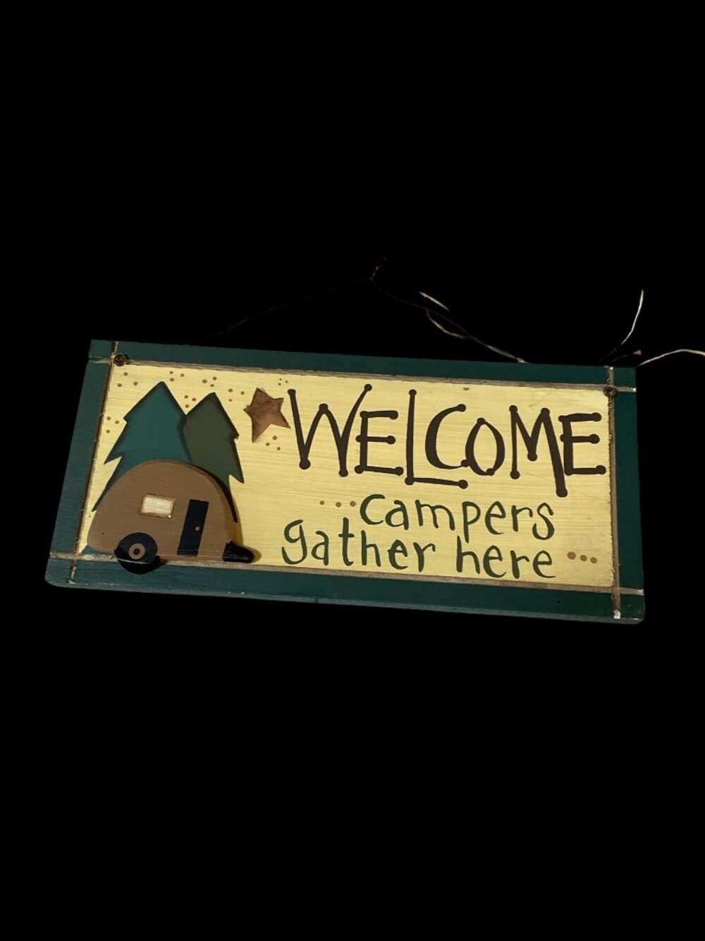Wooden "Happy Campers" Sign